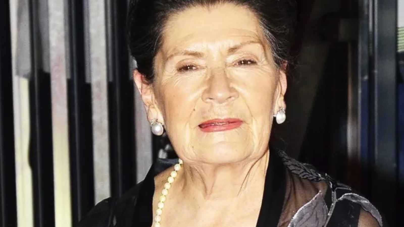 Ana Ofelia Murguía Hijos sons and Daughter